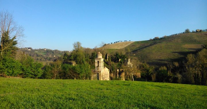 Hide Castle, Collina Vecchia